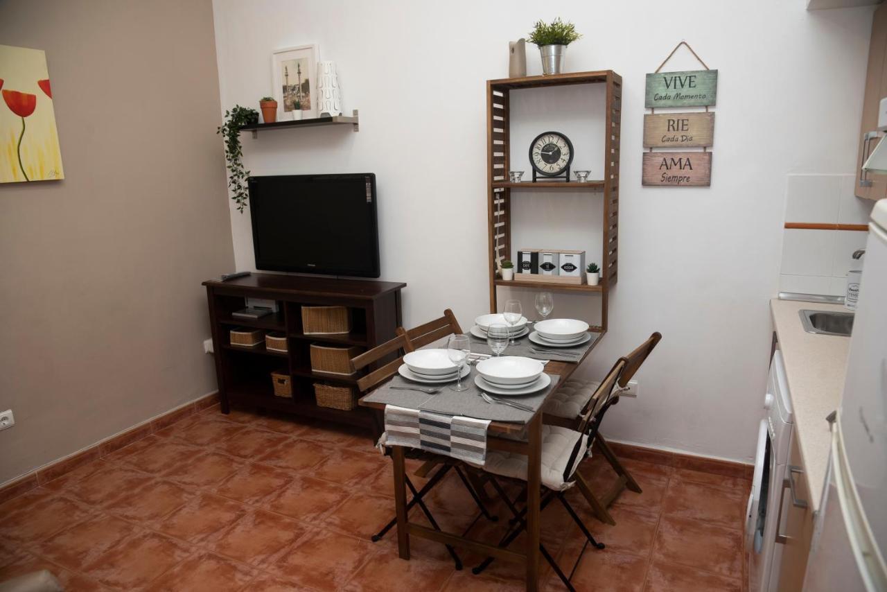 180 Home Apartamento En El Centro Buena Ubicacion Peral Севілья Екстер'єр фото
